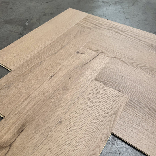 »Natural Oak« Premium Klik-PVC Visgraat